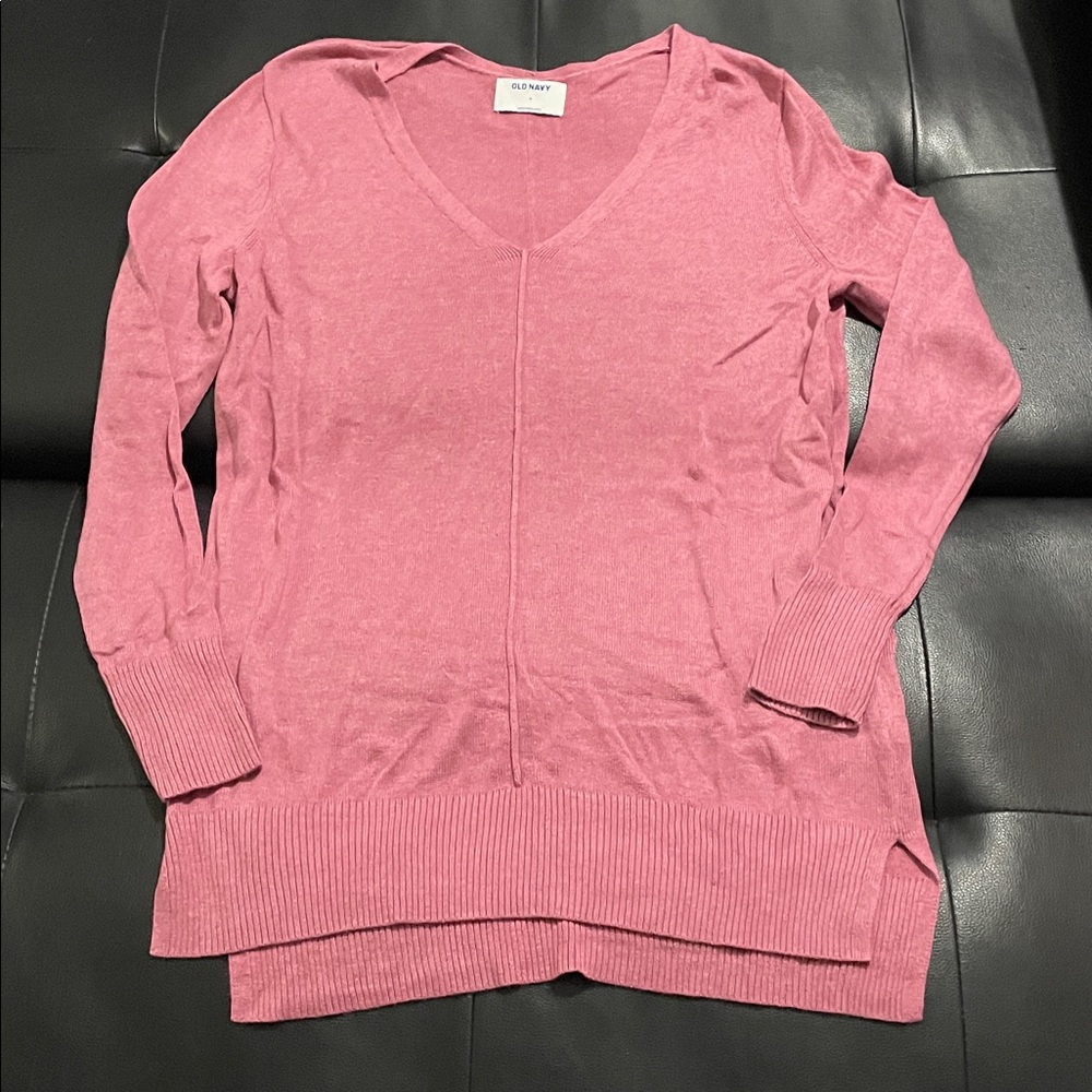 Old Navy Women's Pink V-Neck Sweater